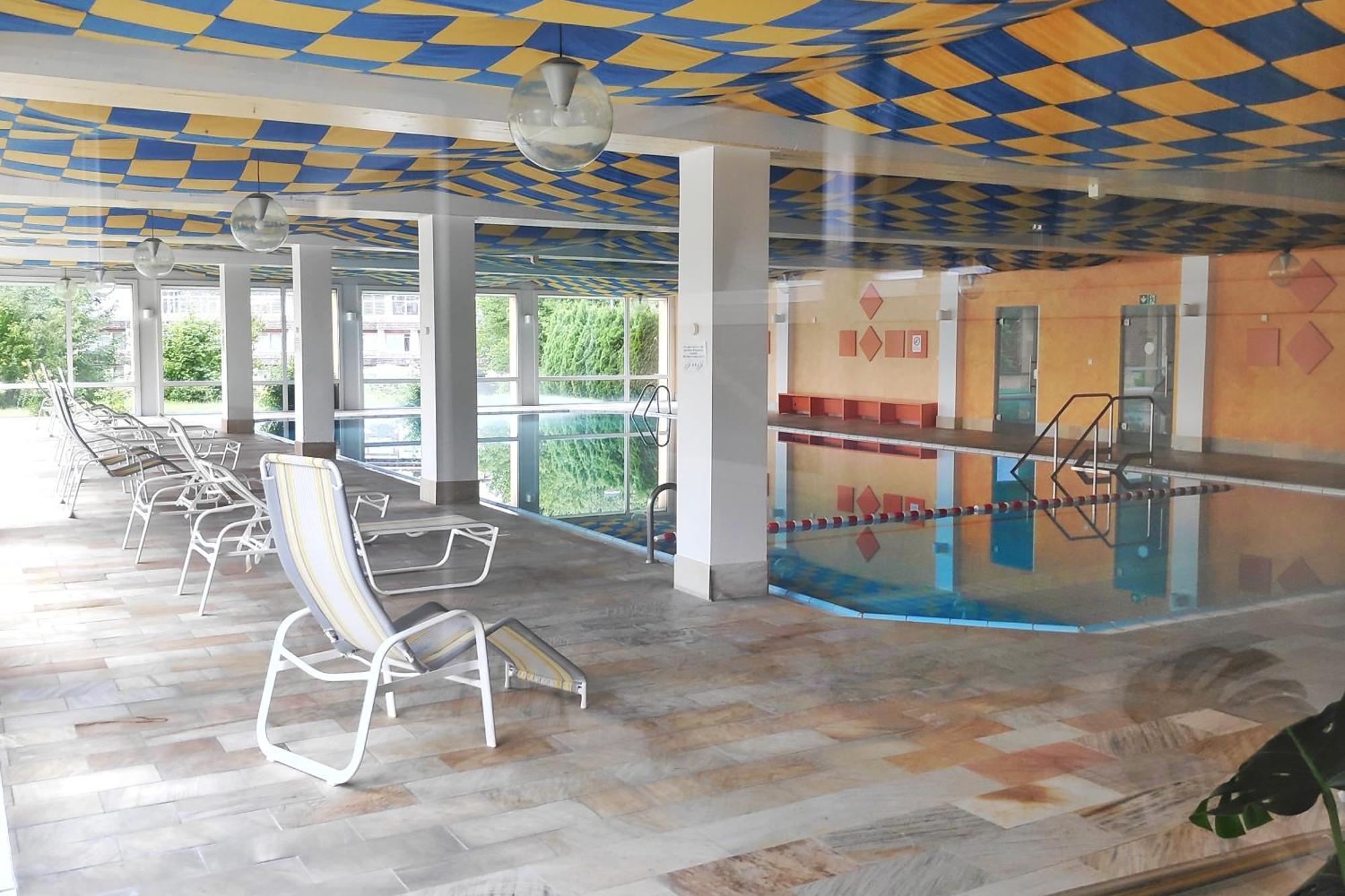 Relax-Red Mit Pool Und Sauna シャイデック エクステリア 写真